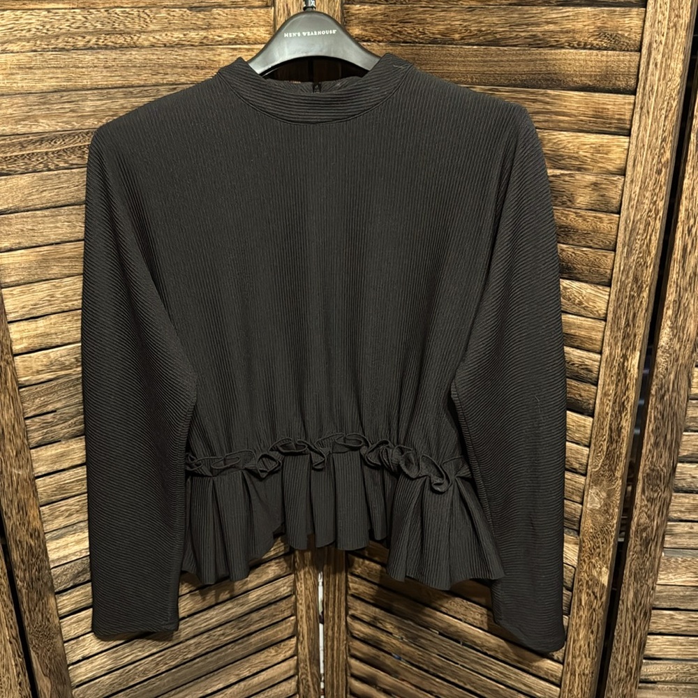 Gracia L Peplum Top